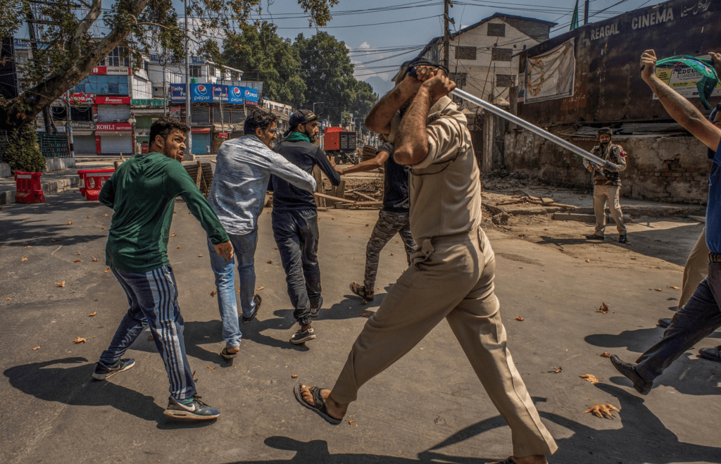 Police facing resistance while executing duties during rescue operation